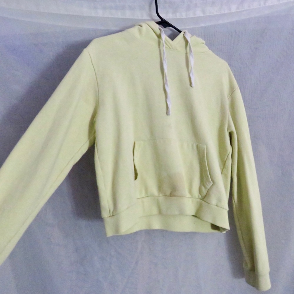 Yellow forever 21 hoodie 💛